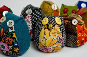 Completed fabric scrap owls.